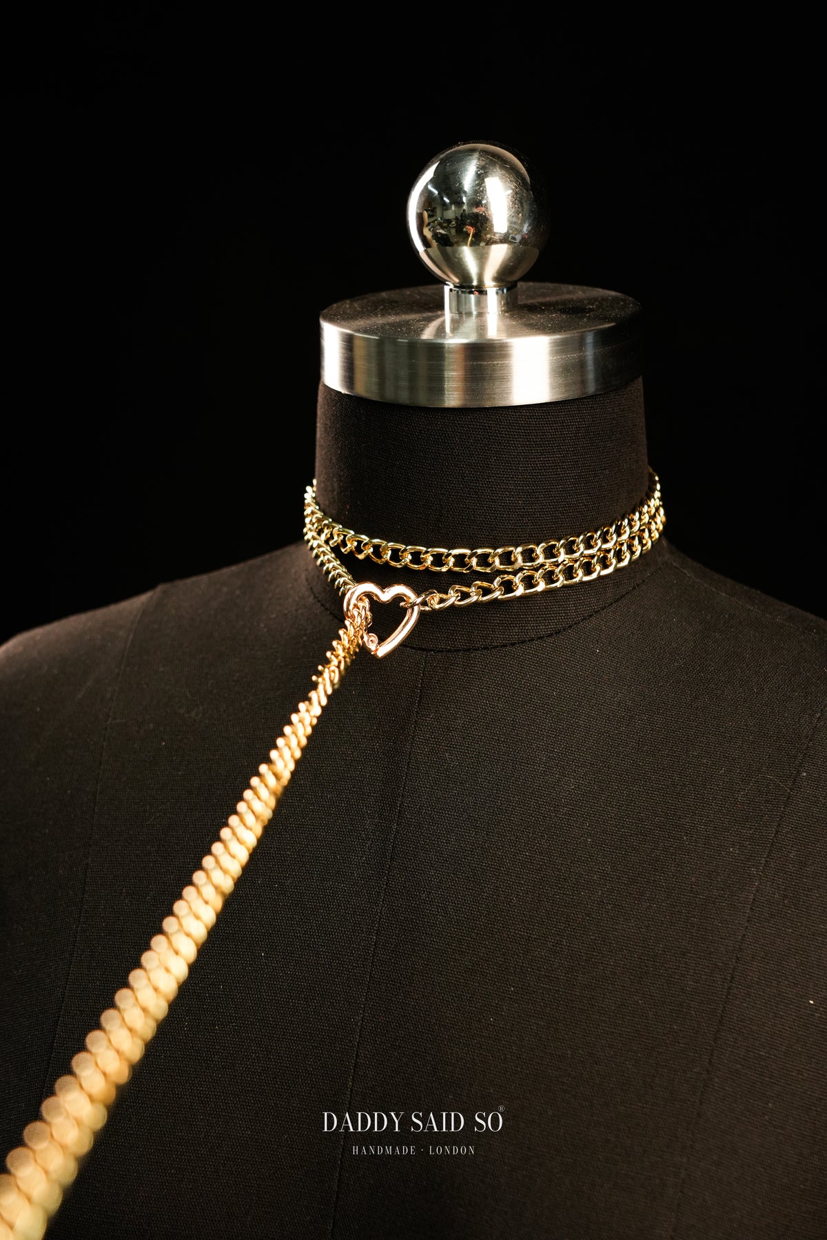 The Scarlet Bloom Lariat