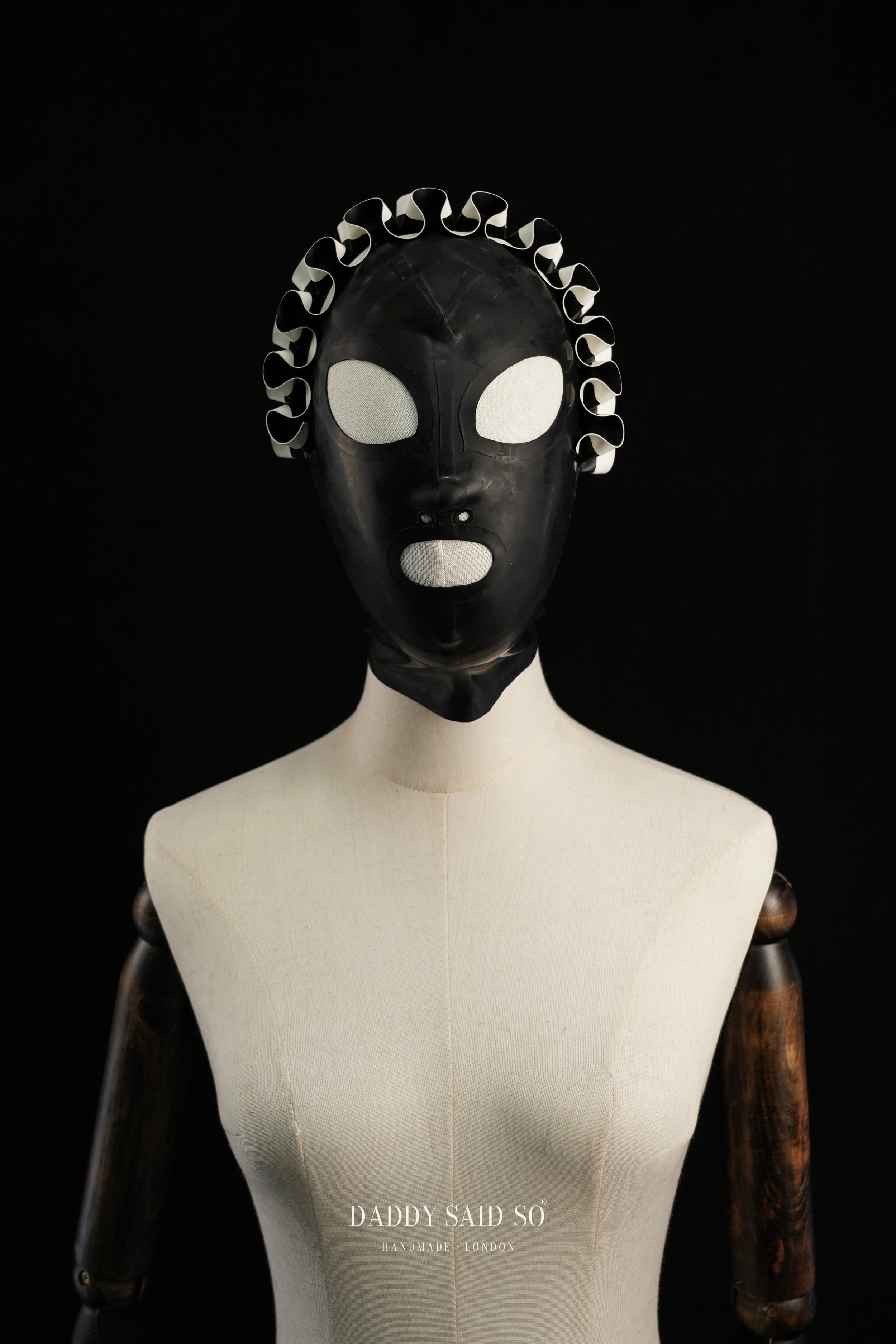 Rubber Ruffle Full Hood