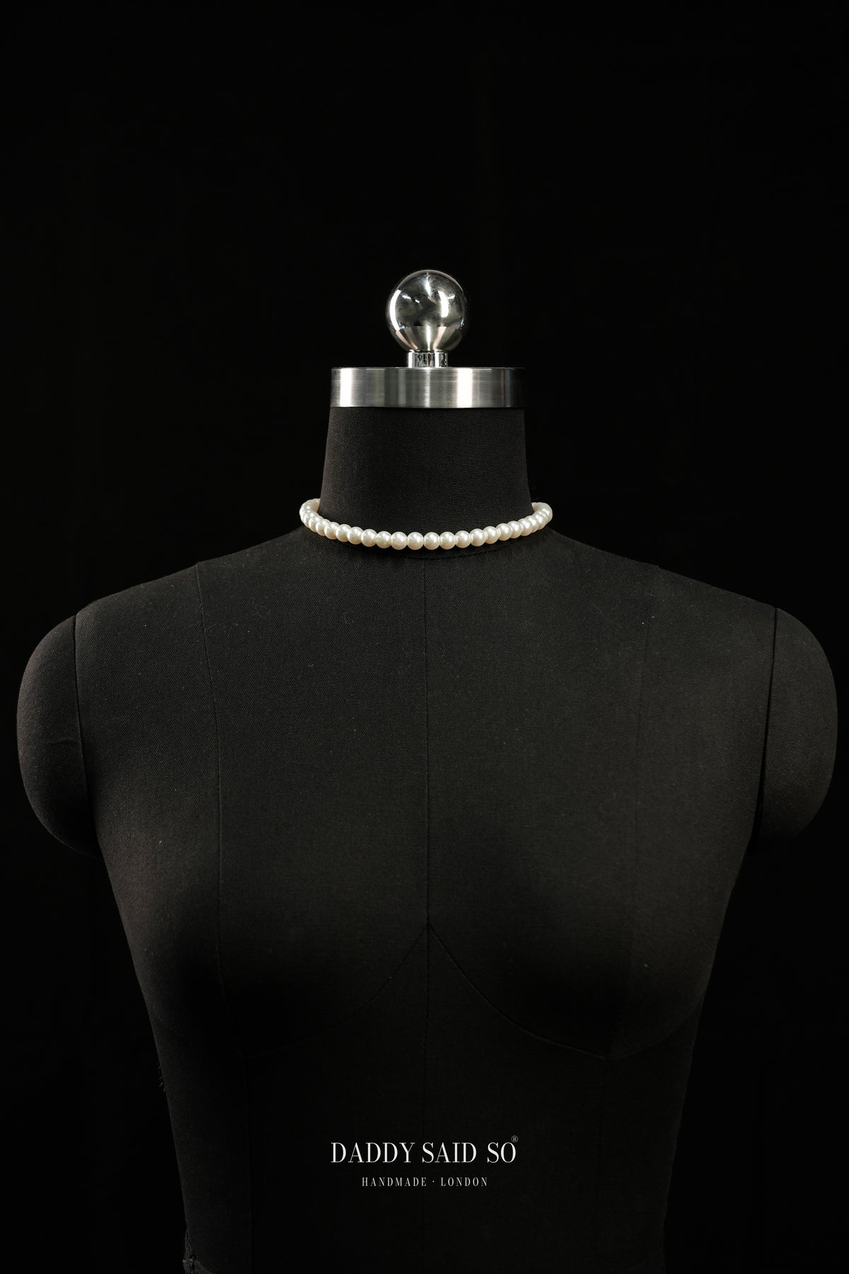 The Pearl Thorn Choker