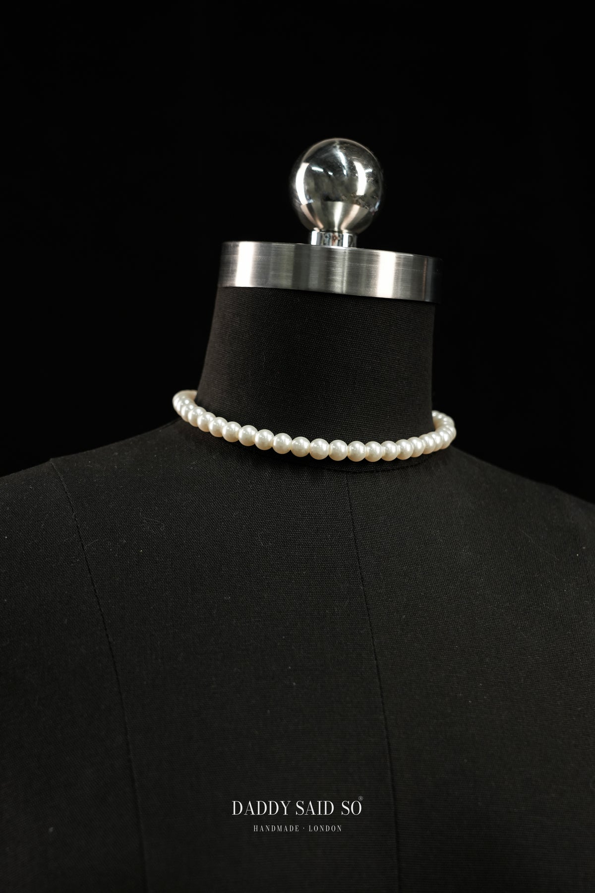 The Pearl Thorn Choker