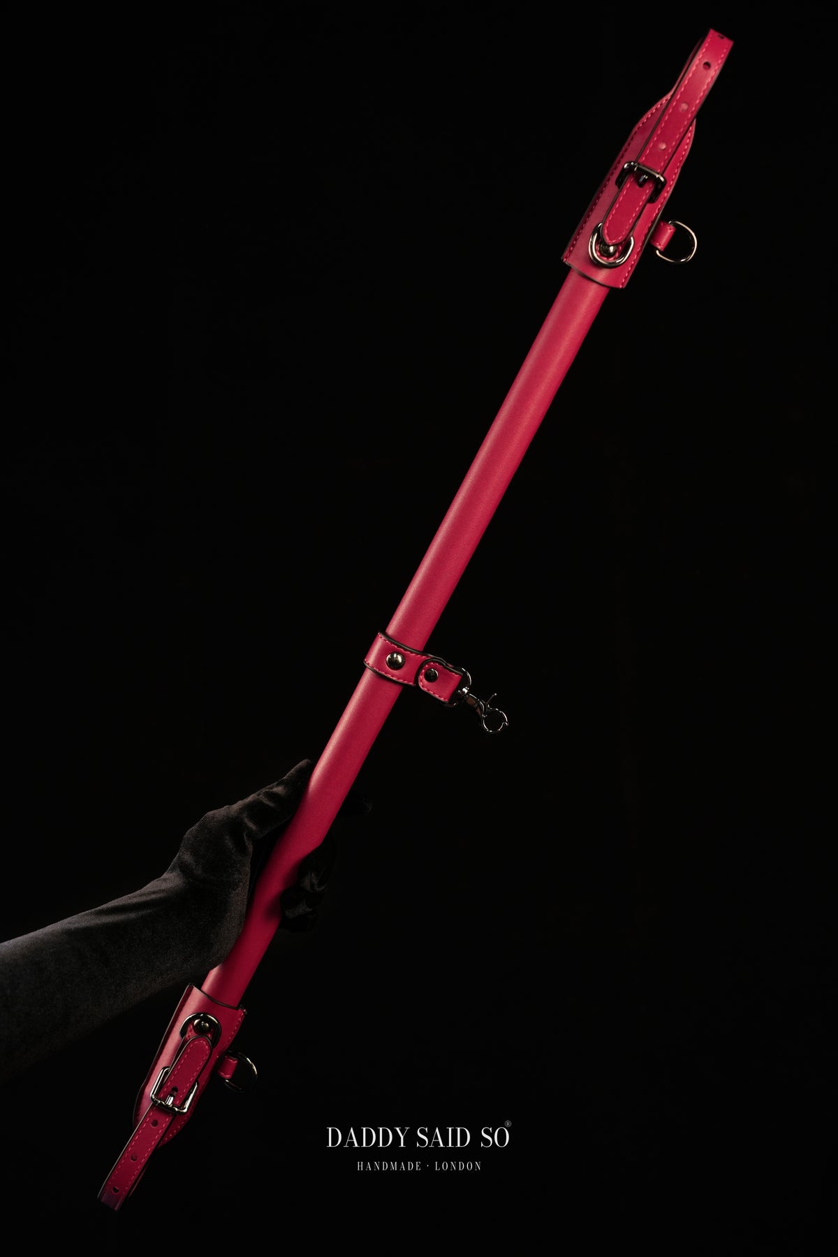 The Dragon Fruit Leather Spreader Bar Set