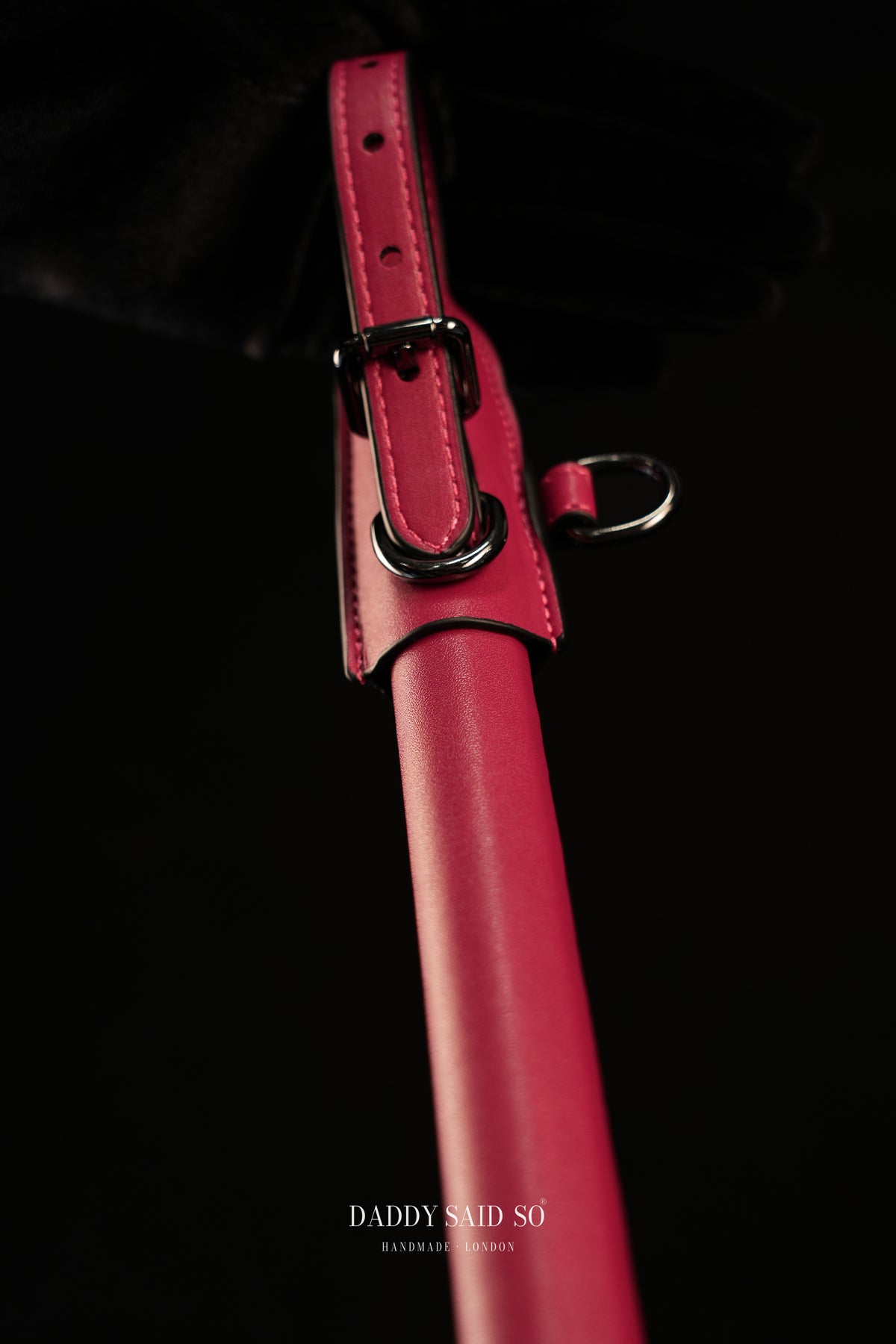 The Dragon Fruit Leather Spreader Bar Set